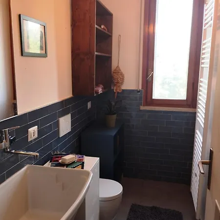 Relax Fra Le Colline Di Verona Apartment *